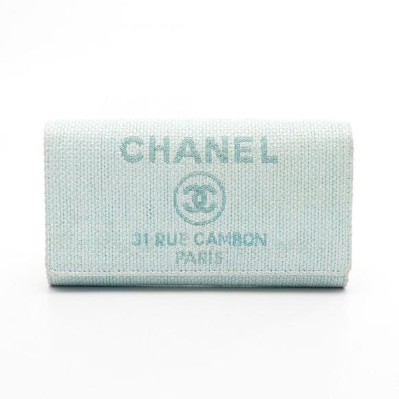 CHANEL Blue Leather Deauville Wallet - Picture 2 of 10